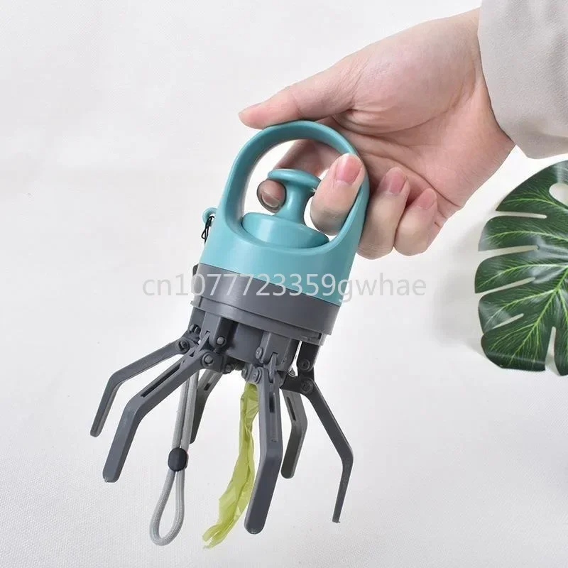 Portable dog toilet picker, pet out garbage bag, outdoor portable six claw shovel, garbage bag