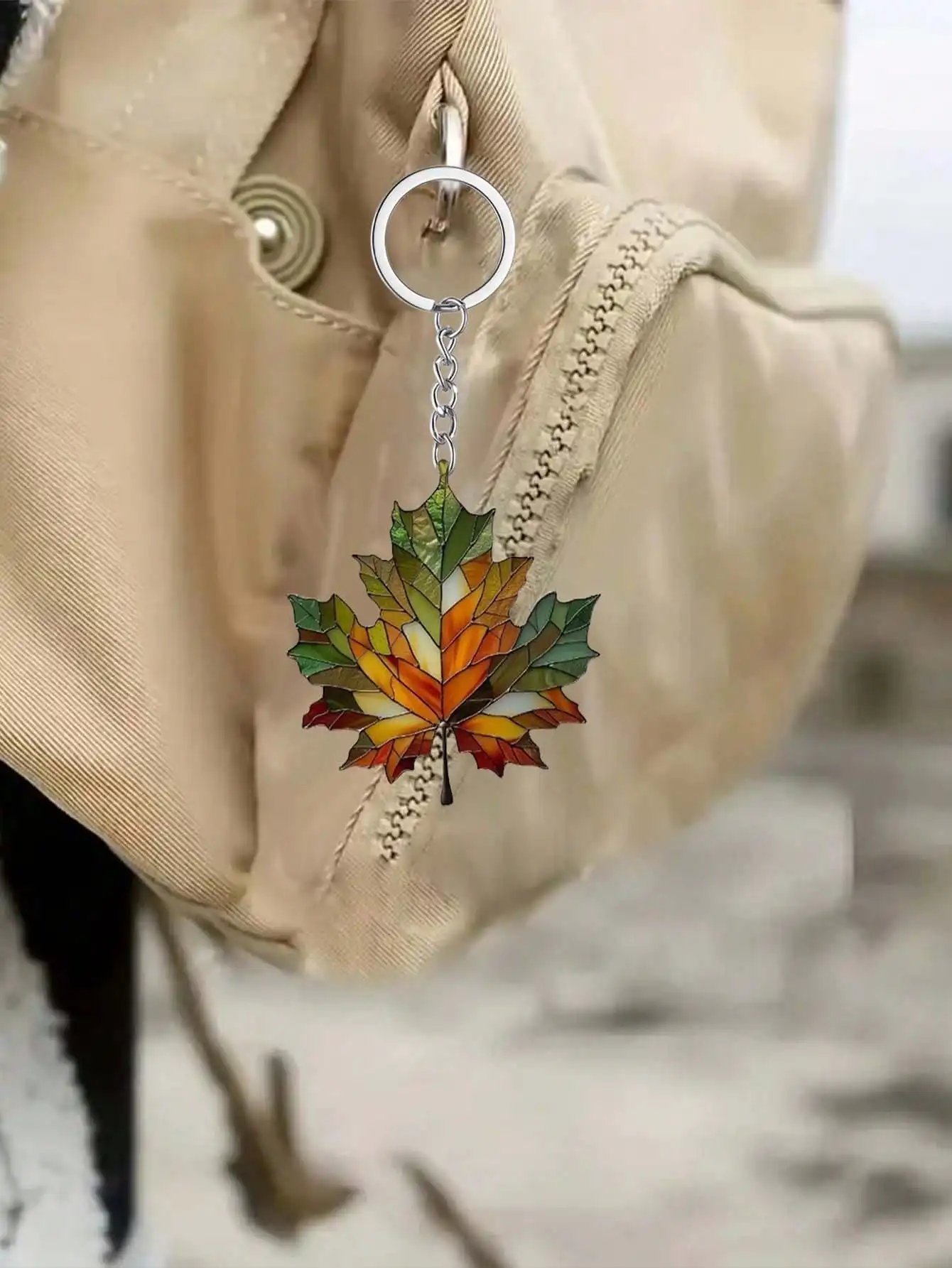

1pcs Maple Leaf Pendant Multi functional Keychain Decoration Valentine's Day New Year Decoration Car Decoration