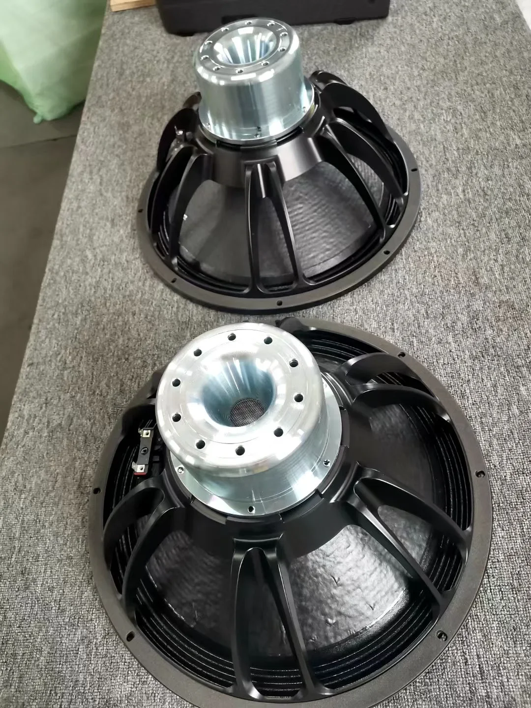 Subwoofer baixo poderoso para som interior e exterior, RK218, 18 "AUDIO, venda quente