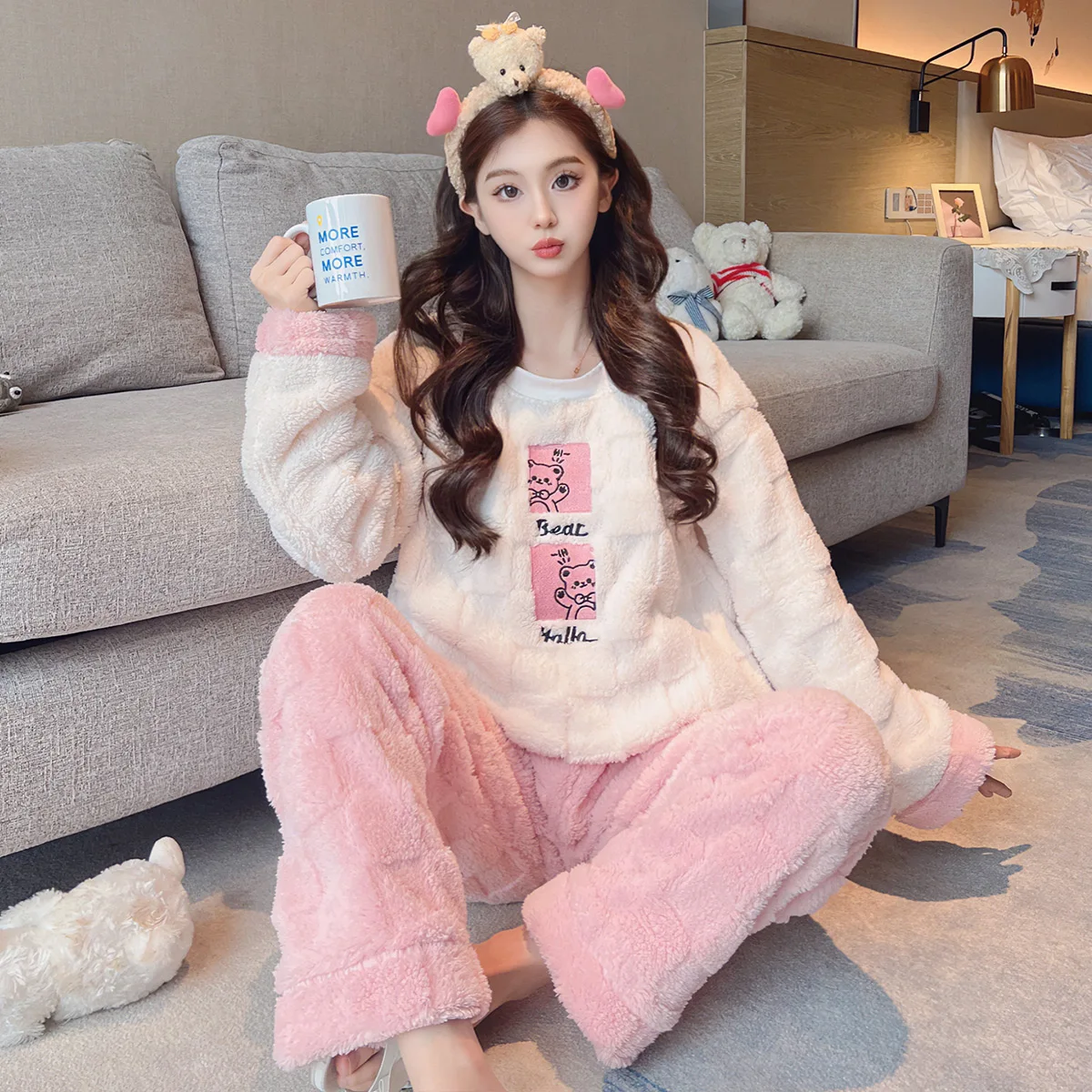 Autumn Winter New Coral Fleece Warm Pajamas for Women Thickening Long Sleeve 2 Pieces Pajamas for Women Sweet Pink Women Pajamas