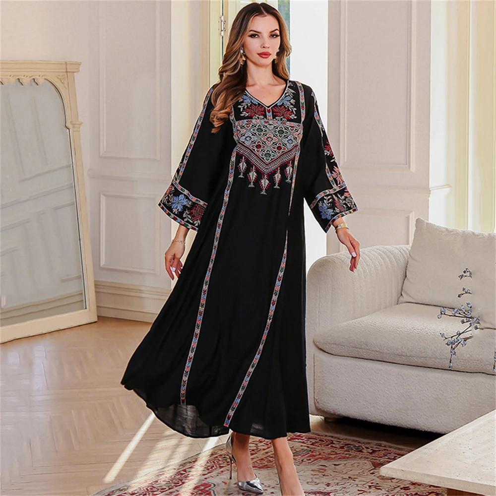 Robe élégante à col en v pour femmes du moyen-orient, Robe arabe de dubaï brodée incrustée de diamants