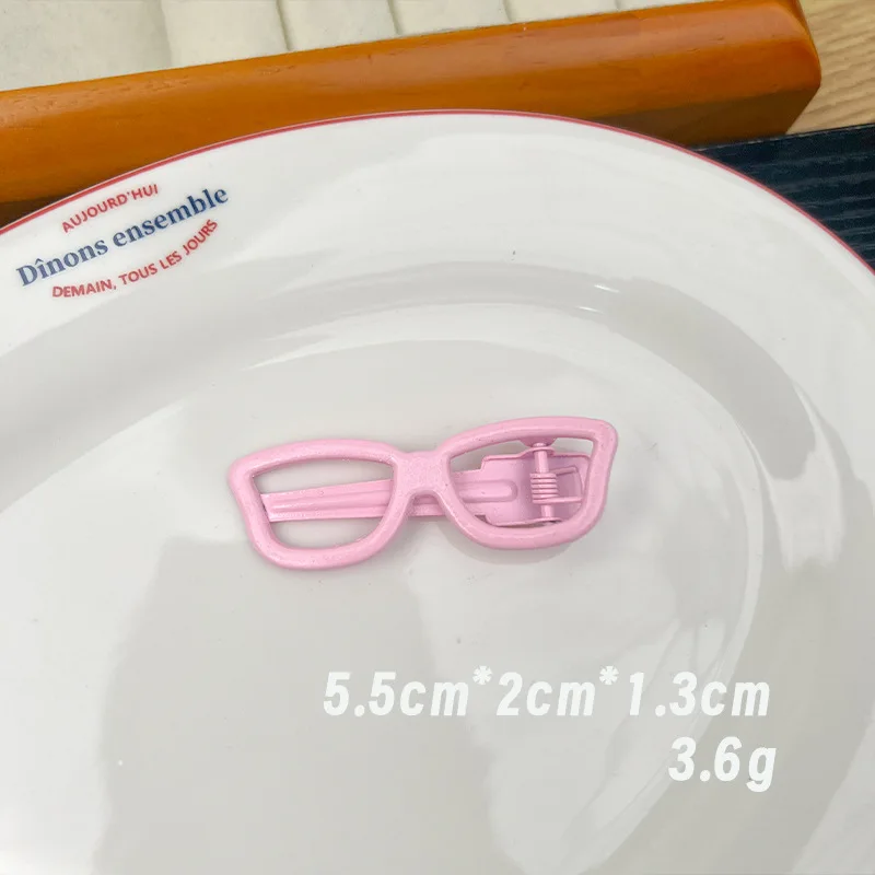 

Kids Funny Hair Clips 1PC Novelty Glasses Barrettes Metal Duck Clip Cute Non Slip Top Clips for Girls Bangs Control