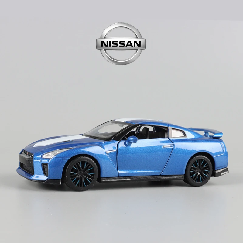 1:32 NISSAN GTR R35 50th Alloy Model Car Toy Diecasts Metal Casting Sound and Light Car Toys For Children Vehicle