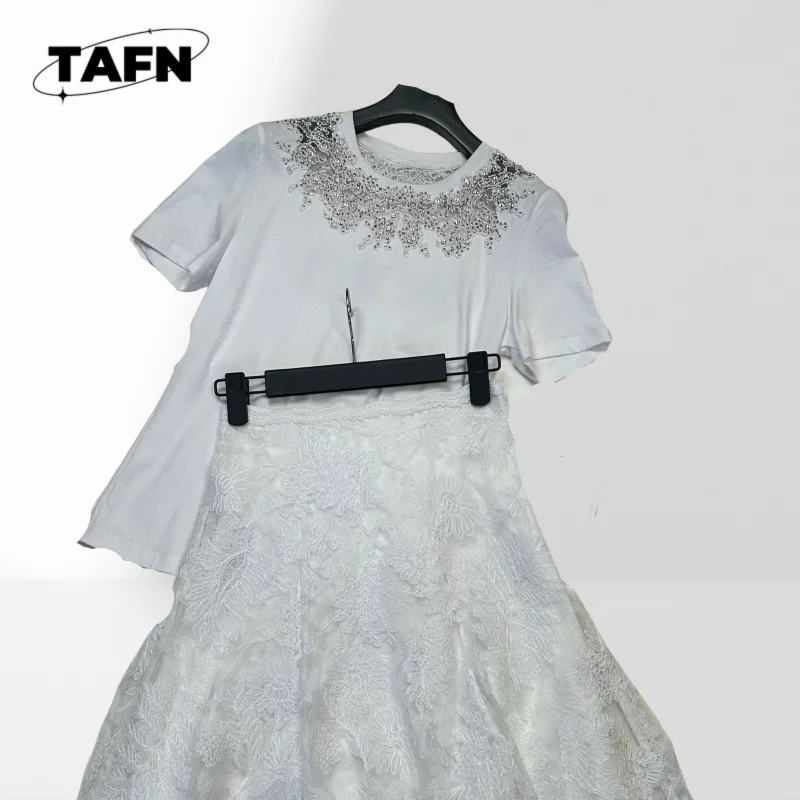 

Stylish Women’s Skirt Set, Casual Design with a for Summer Women’s Summer Skirt and Top Set, Perfect for Beach AG3128