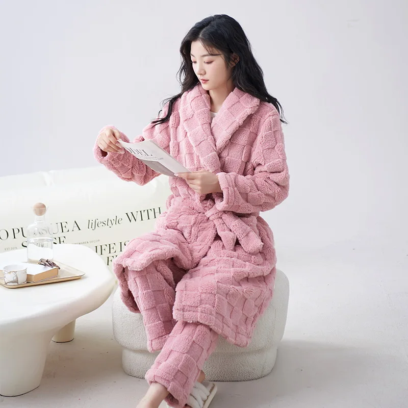 

Coral Fleece Thickened Fleece Flannel Winter Home Clothes Sleepwear Women's New Hot Sale Of The Season Style Long Sleeve V-ne...