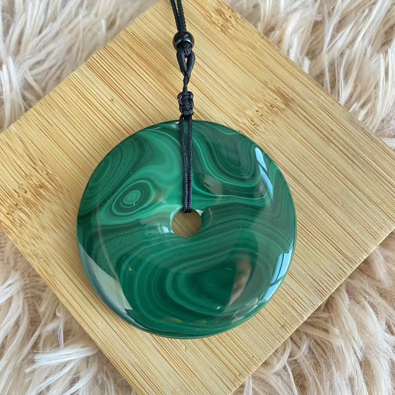 

Natural Malachite, Crystal Quartz, Energy Gem Pendant, Peace Buckle, Reiki Healing, Gift, Meditation Divination, Purification Of