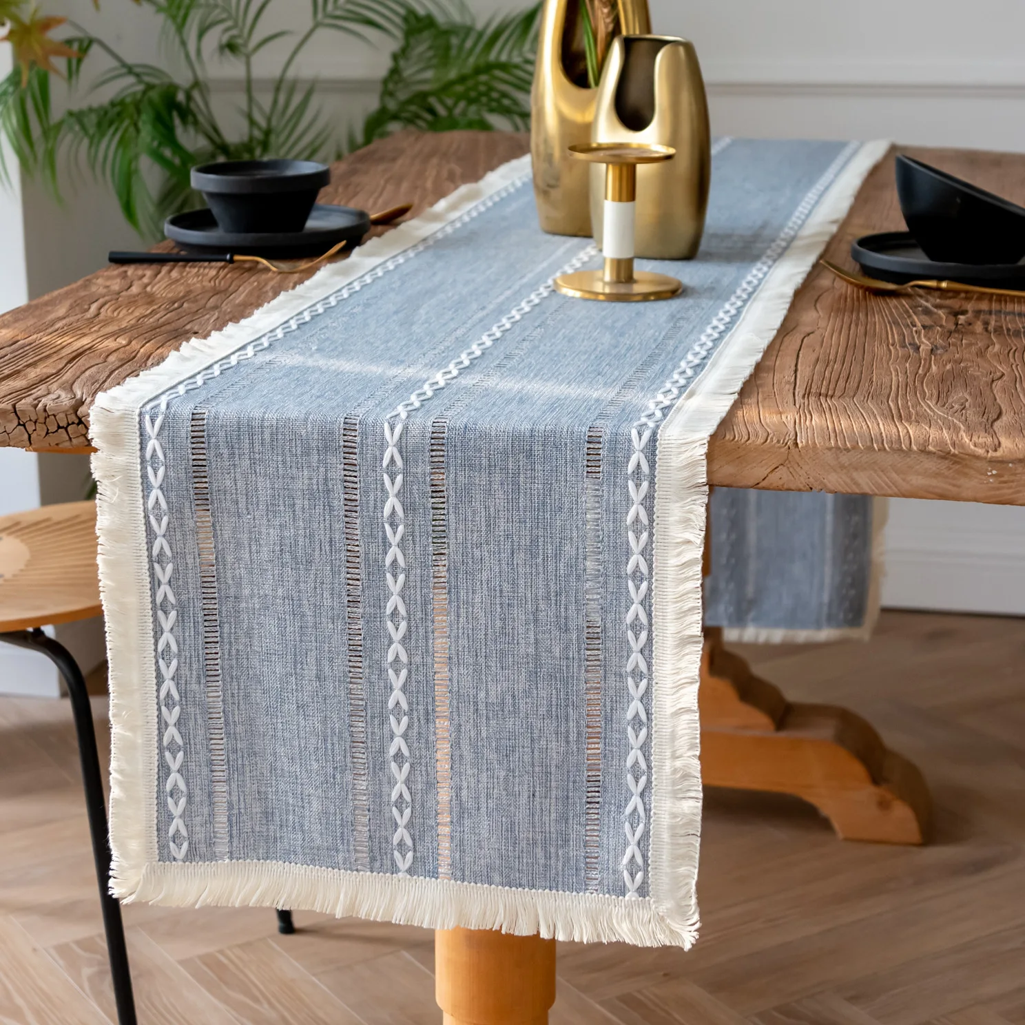 

Boho Table Runner Rustic Farmhouse Cotton Linen Table Runners with Tassels For Dining Kitchen Holiday Party and Wedding Decor