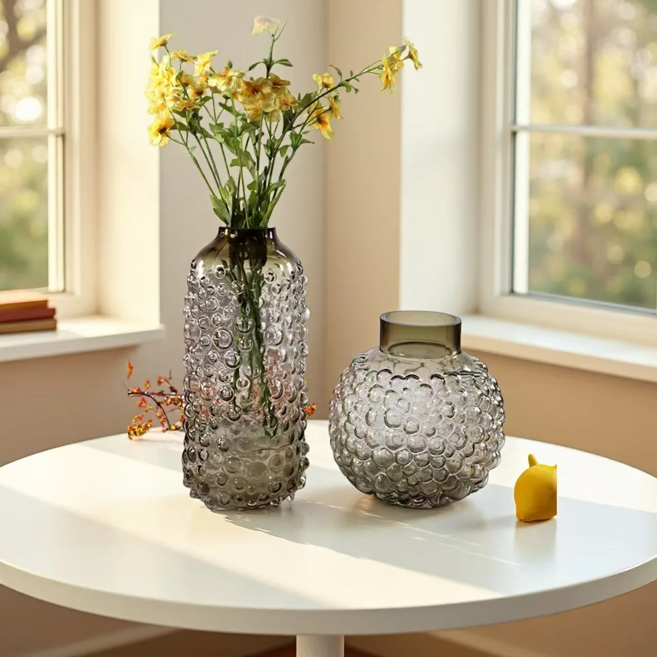 

[Tong Yuyuan] Japanese-style groceries, brown flower ware, glass vase, living room model room decoration