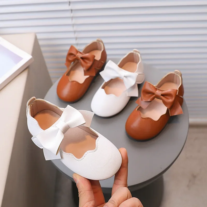 Toddlers Girls Shoes appartamenti per bambini PU Leather Kids Dress Shoes Soft Cute Princess Sweet With Butterfly-knot Bowtie nuovo