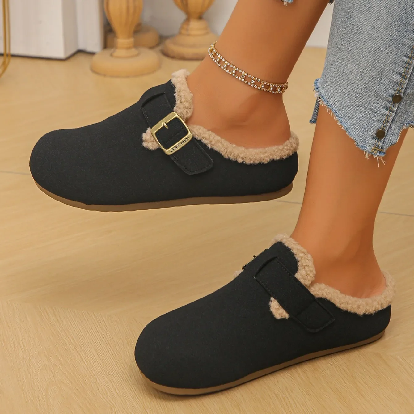 Designer-Freizeitschuhe für Damen, Winter-Hausschuhe aus Plüsch, Luxus-Damenschuhe, Modische Indoor-Fell-Slipper, Elegante Flache Schuhe in Großen Größen – Detail 11