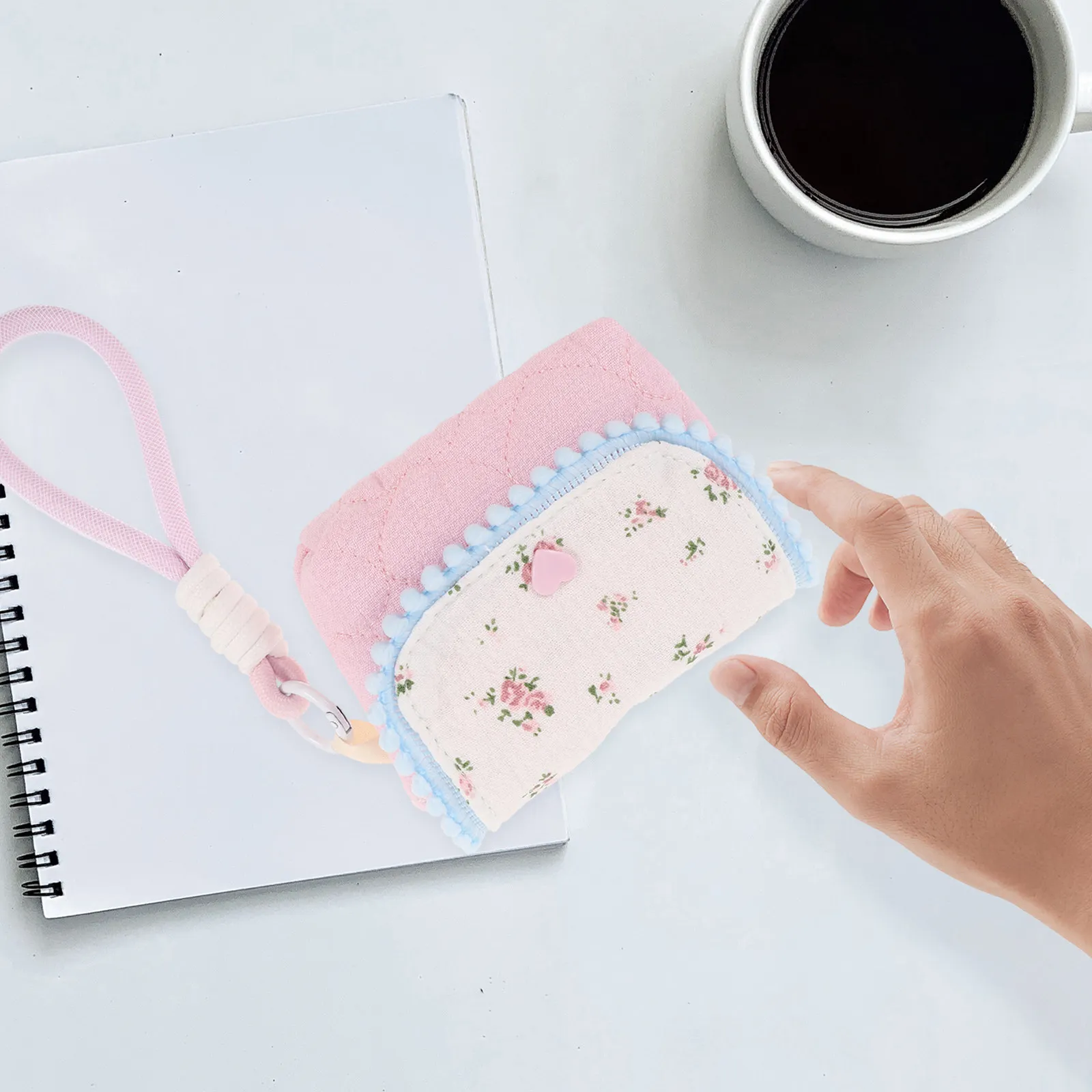 Portable Camera Storage Bag Small Travel Organizer Pouch Cotton Floral Pattern Shockproof Protective Case for Outdoor
