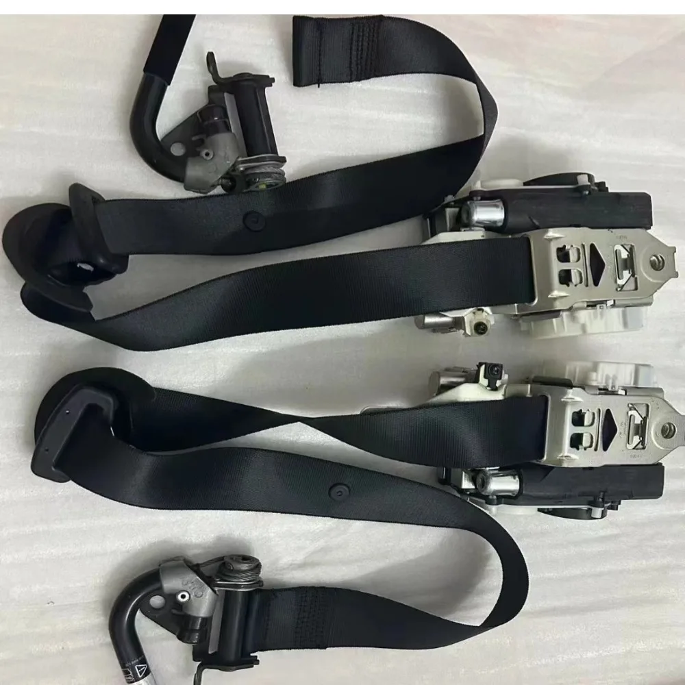 

Original GL Level X166 1668601600 1668601486 Fit for New 166 Black Beige Wine Red Left & Right Seat Belts