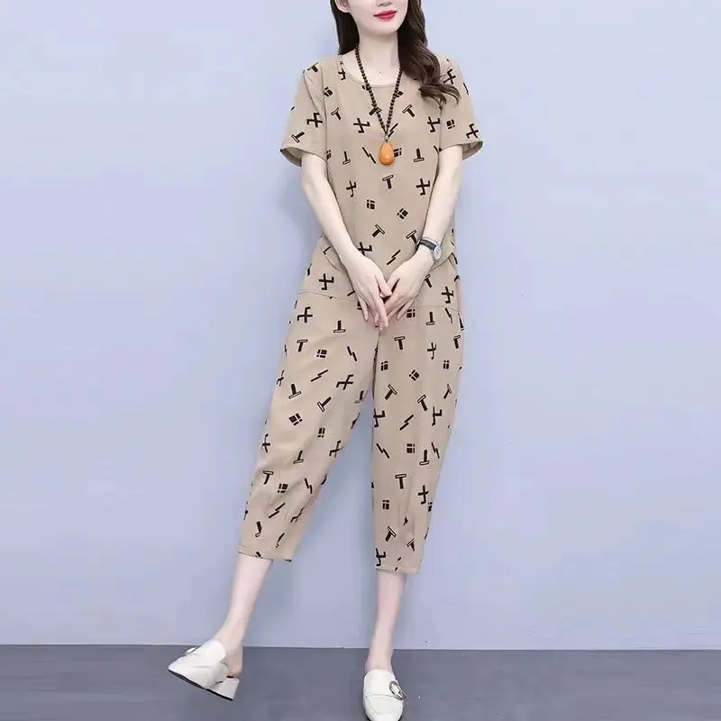 2024 Summer New Women's Pullovers Crew Neck Printed Casual Korean Version Versatile Short Sleeve High-end Two-piece Capris Set