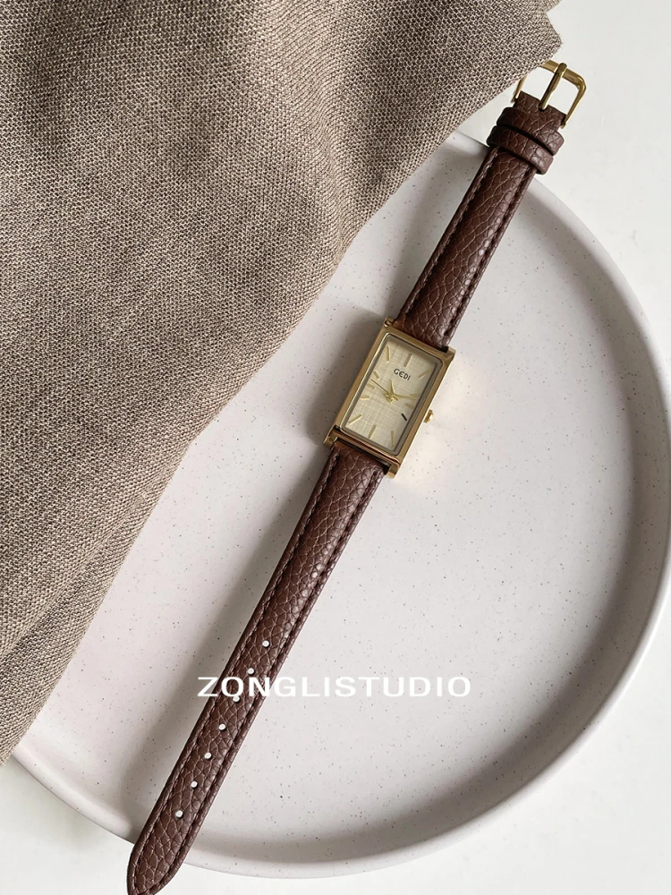 

New Elegant Women'S Watch Retro Light Luxury Watch Women'S Leather Minimalist Quartz Watch, Clock, Women'S Watch Gift For Women.