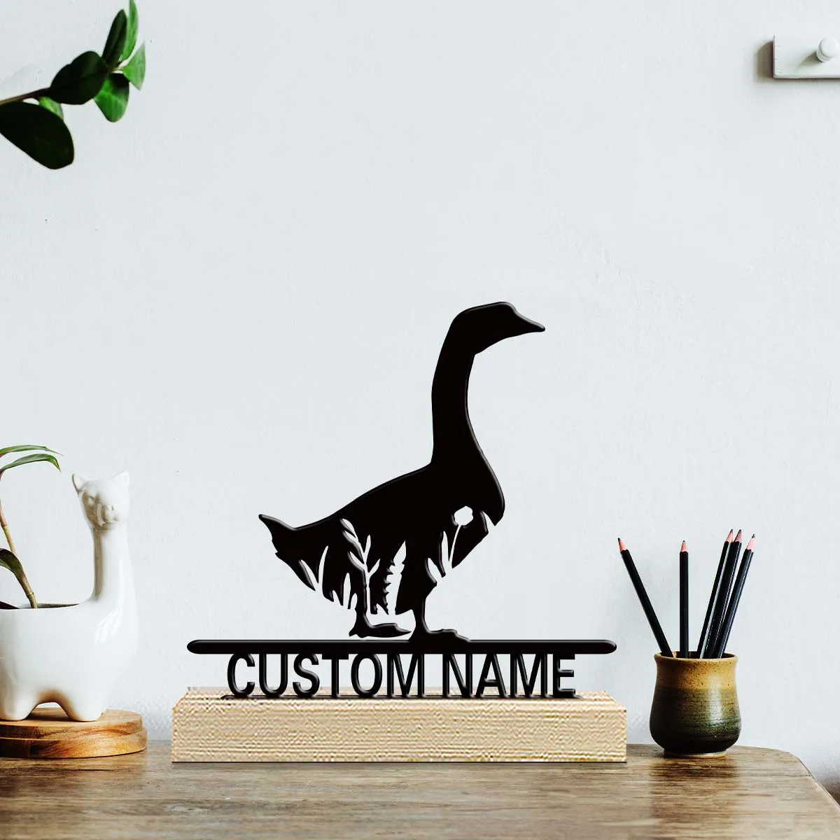 1pc Desktop Metal Ornaments Custom Content With Wooden Base Perfect for Home or Office Decoration