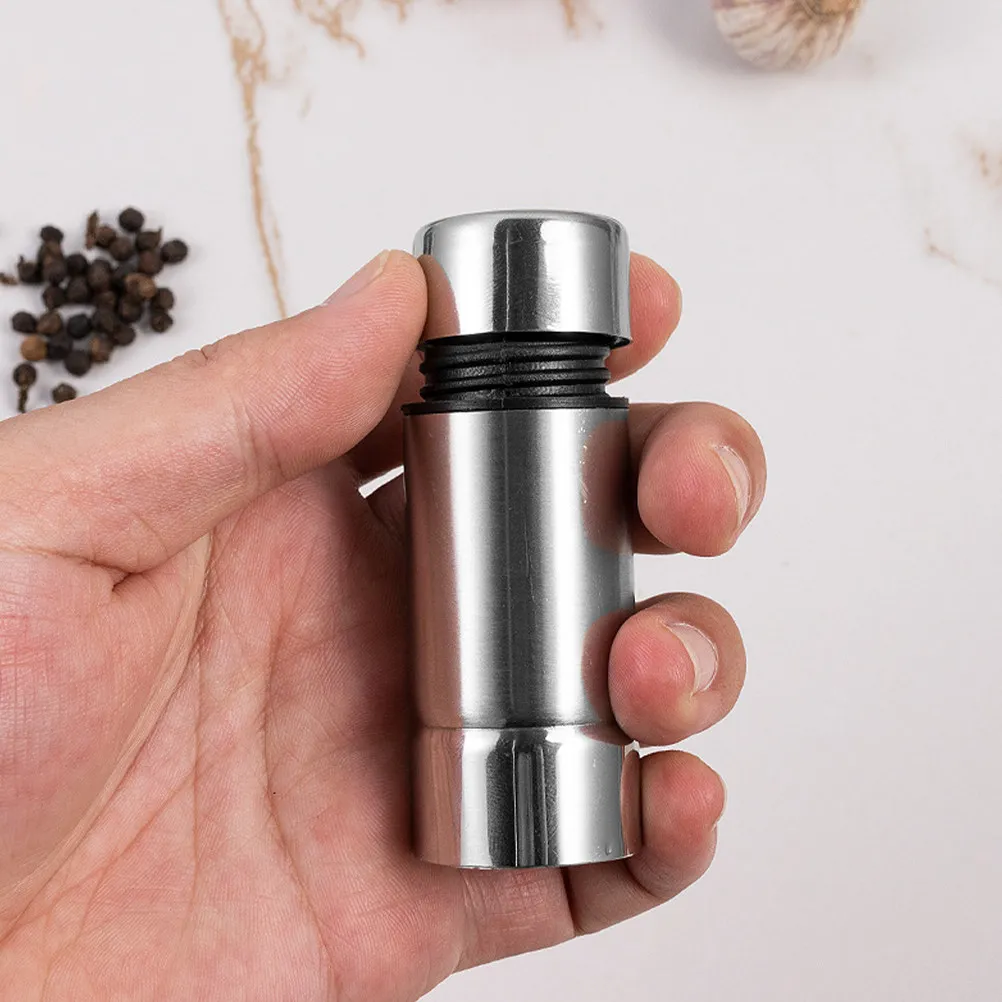 Heavy Duty Stainless Steel Seasoning Jar Salt and Pepper Dispenser Cumin Storage Bottle Tight Seal Modern Kitchen Utensil Easy