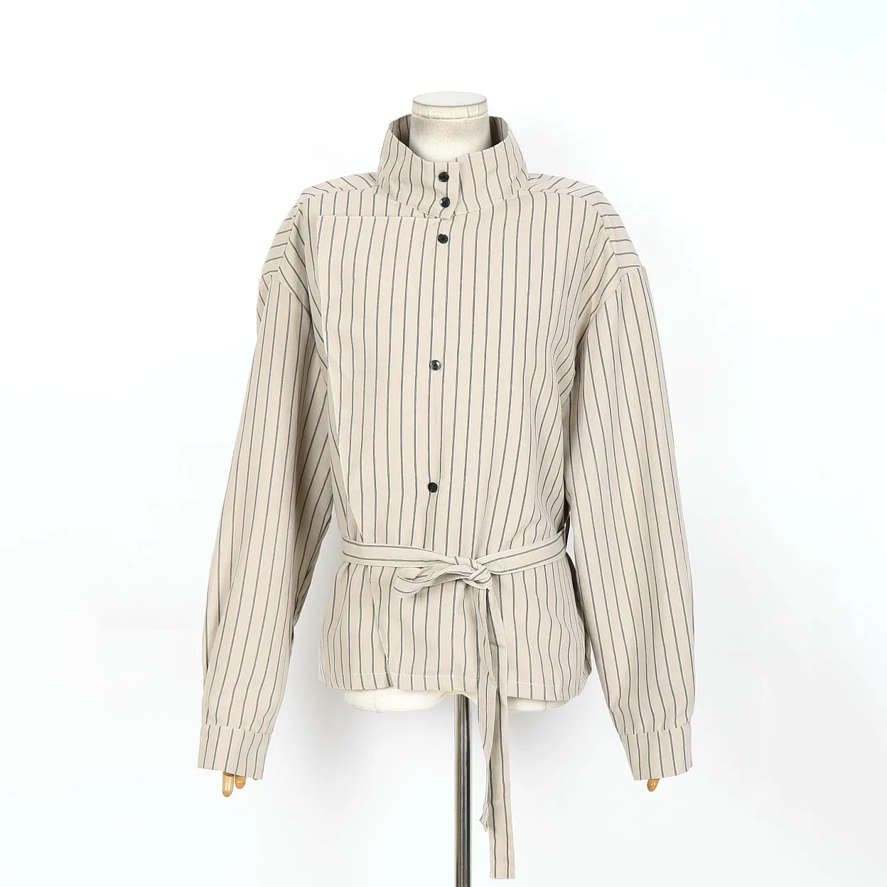 

Women’s 2025 Striped Polyester Blazer, Autumn Winter Office Commute Outfit, Trendy Workwear Easy Wear Stylish Design