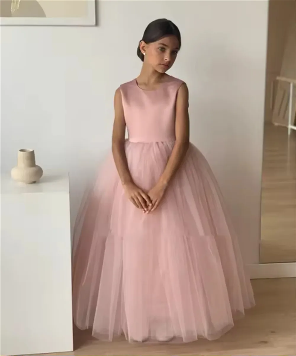 

Classic Baby Flower Girl Dress for Wedding Satin Bow Sleeveless Backless Princess Birthday Party Pageant First Communion Gown
