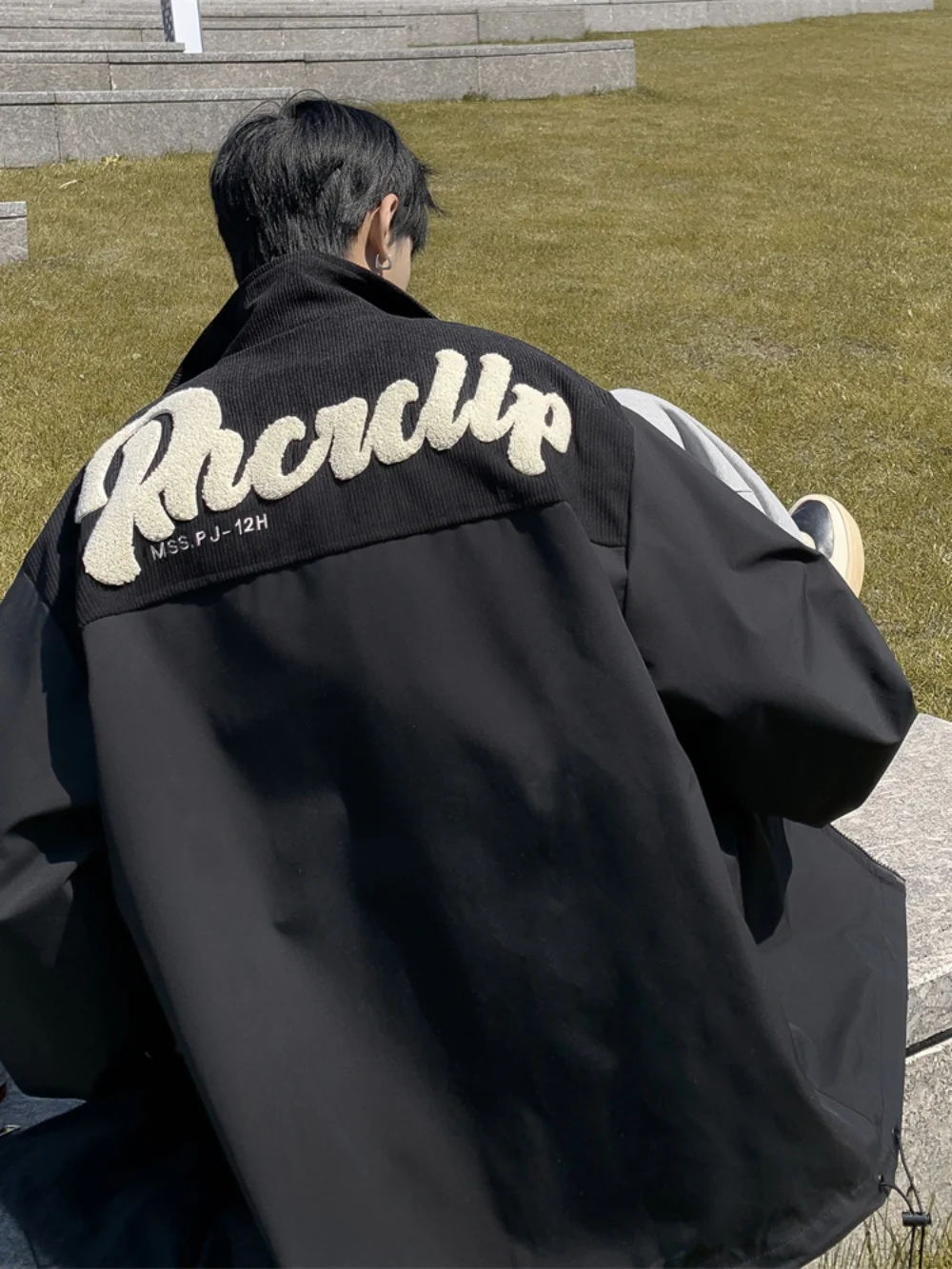 

Бейсбольная куртка для мальчиков, весенне-осенняя, модная, свободного кроя, в американском ретро-стиле, однотонная, с отложным воротником