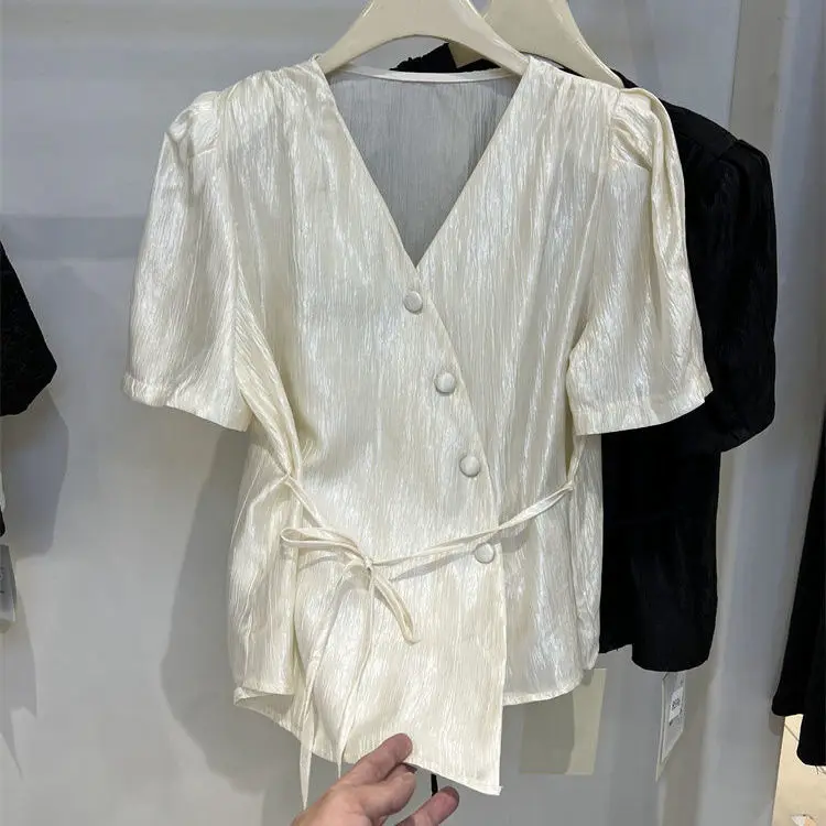 

French Elegant V Neck Asymmetric Hem Blouse 2024 Summer Short Sleeve Chic Top Women Fashion Diagonal Button Shirt Fashion New