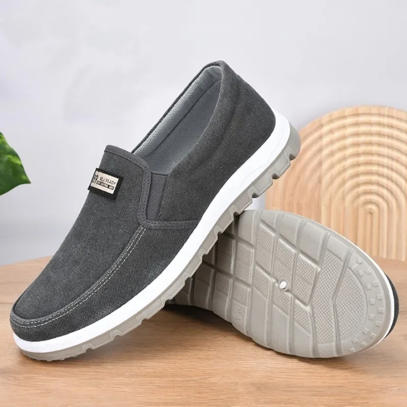 Summer New Comfortable Walking Shoes for Man Slip on Canvas Loafers Casual Retro Driving Flats Non Slip Soft Sole Men's Sneakers