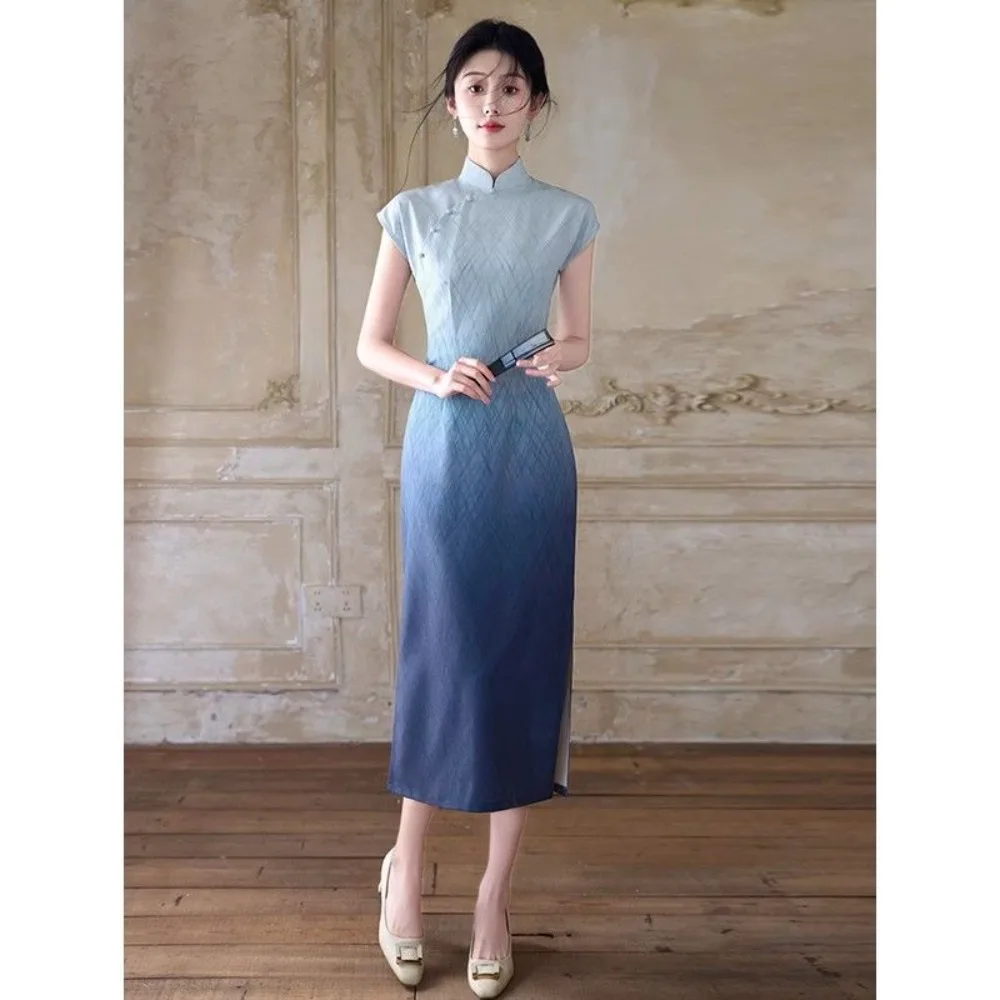 

Blue Gradient Qipao 2025, Modern Cheongsam Dress, Stunning Retro Oriental Cheongsam Natural Style Summer Gown