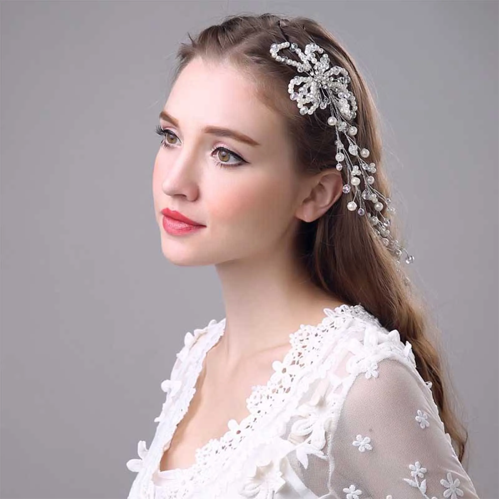 Retro Style Female Headwear Party Prop Anti-Slip Elegant Comfortable Headwear for Birthday Stage Party Show Dress Up