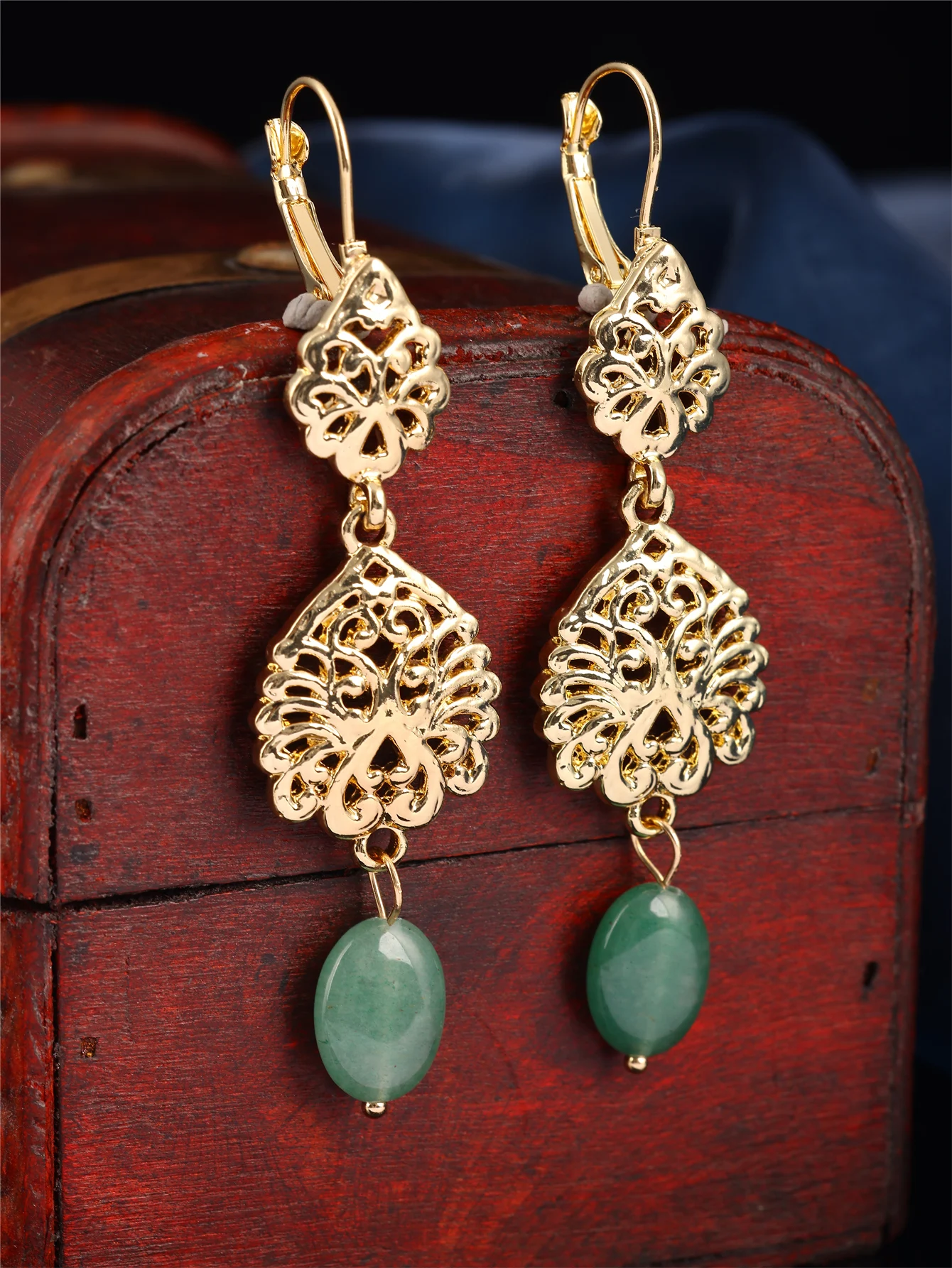1 Pair of Moroccan Ladies' Earrings, Hollow Carving, with Natural Turquoise, Women Wedding & Festival Jewelry Earrings
