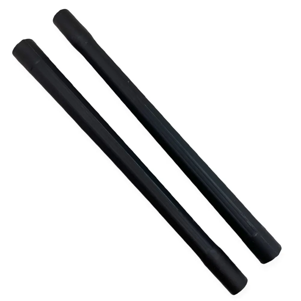 Совместим с комплектом универсальных пластиковых трубок для пылесоса 35 мм