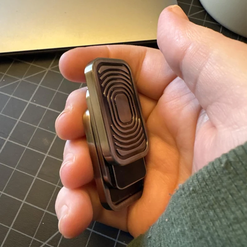 Magnetic Fidget Slider Three Layer EDC Poker Push Card Sensory Haptic Clicker Cool Gadgets Adults Relieve Stress ADHD Anxiety