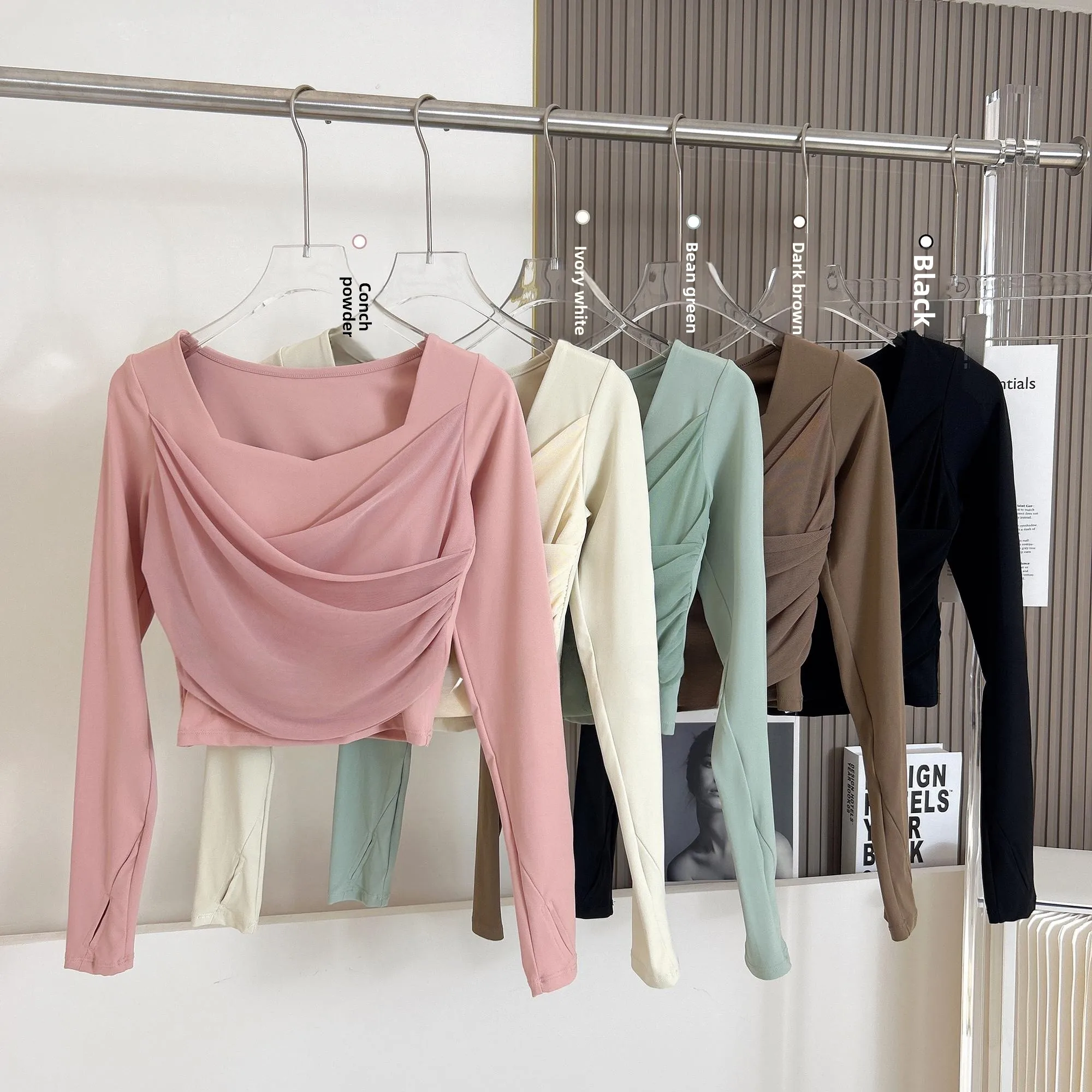 

Элитный спортивный топ для йоги женский с длинным рукавом, с подкладкой для груди, для пилатеса, корректирующий фигуру, майка для фитнеса