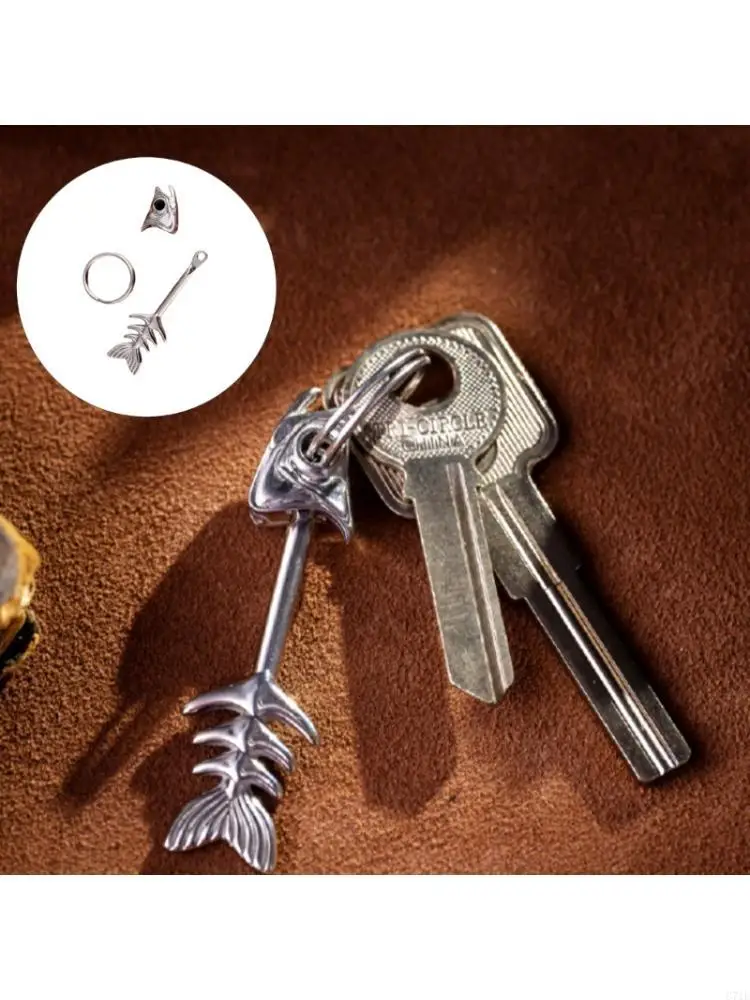 Detachable Fish Skeleton Keychain with Split Ring, Alloy Charm Accessory for Daily Carry or Bag Decoration