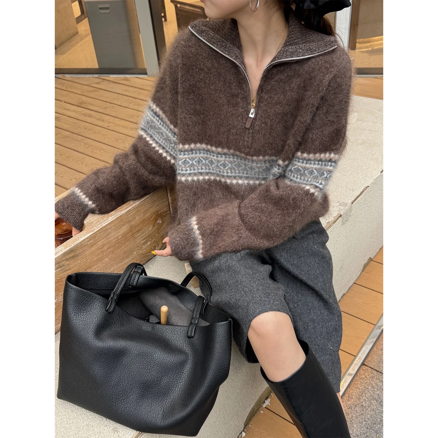 Autumn And Winter 100% Pure Wool Women's Loose Color Matching Sweater Thickened Round Neck Cashmere Knit Bottoming Shirt