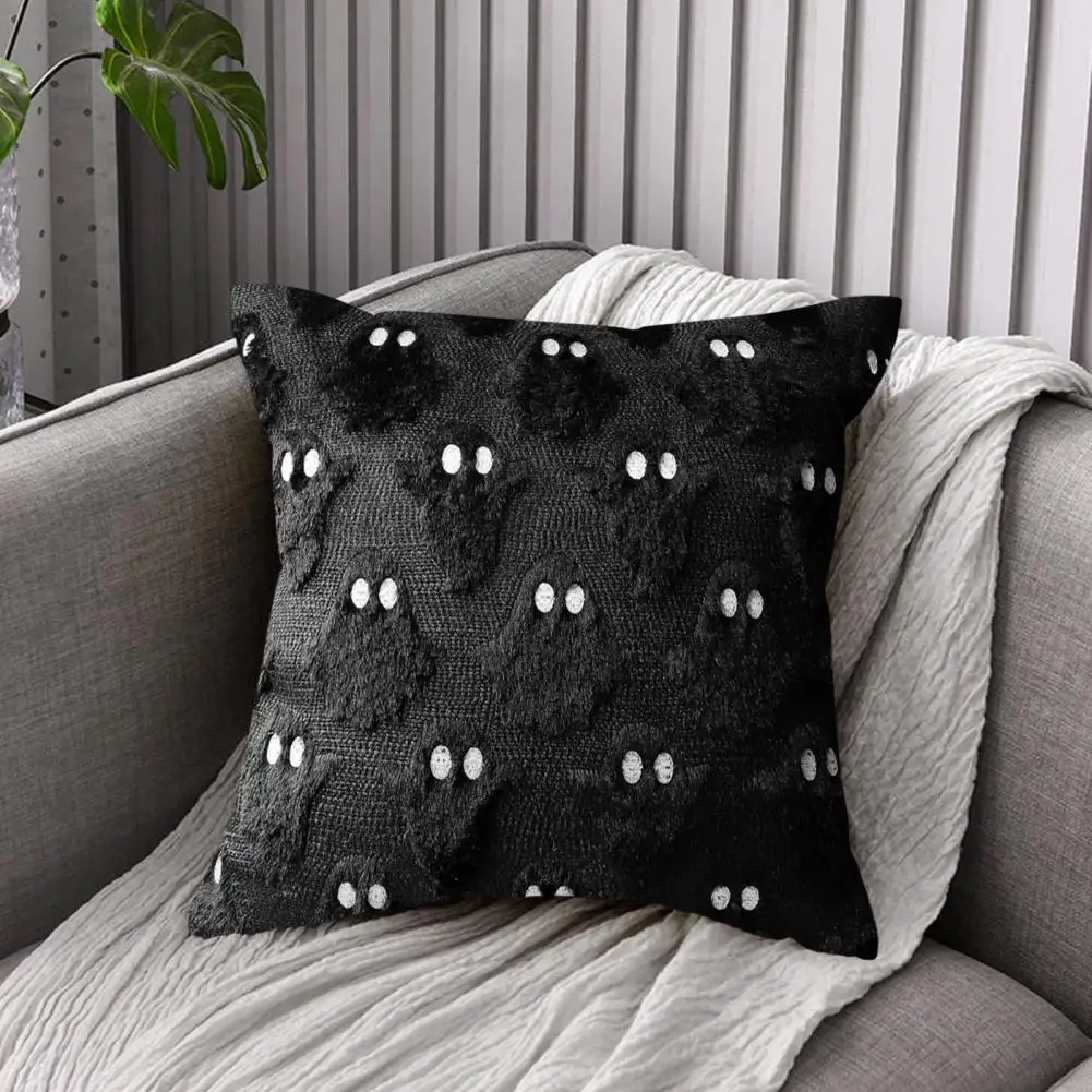 Worry-free Pillowcase Spooky Halloween Pillow Cover Set Ghost Bat Plush Throw Pillow Cases for Home Decor Zippered for Room