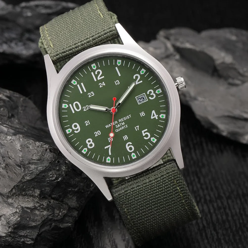 1Pcs Men Quartz Watch Military Design Green Canvas Strap Shock Resistant Calendar Function Luxury Simple Wrist Watch for Daily