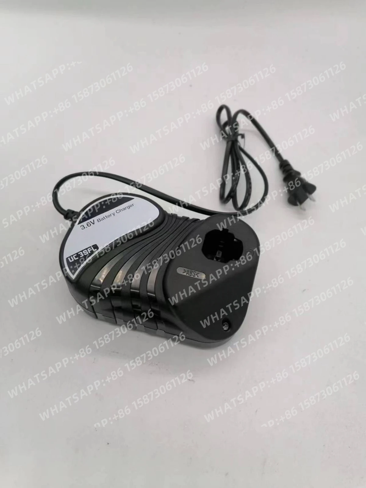 uc3sfl-36vバッテリー充電器に適しています、入力220v-ac