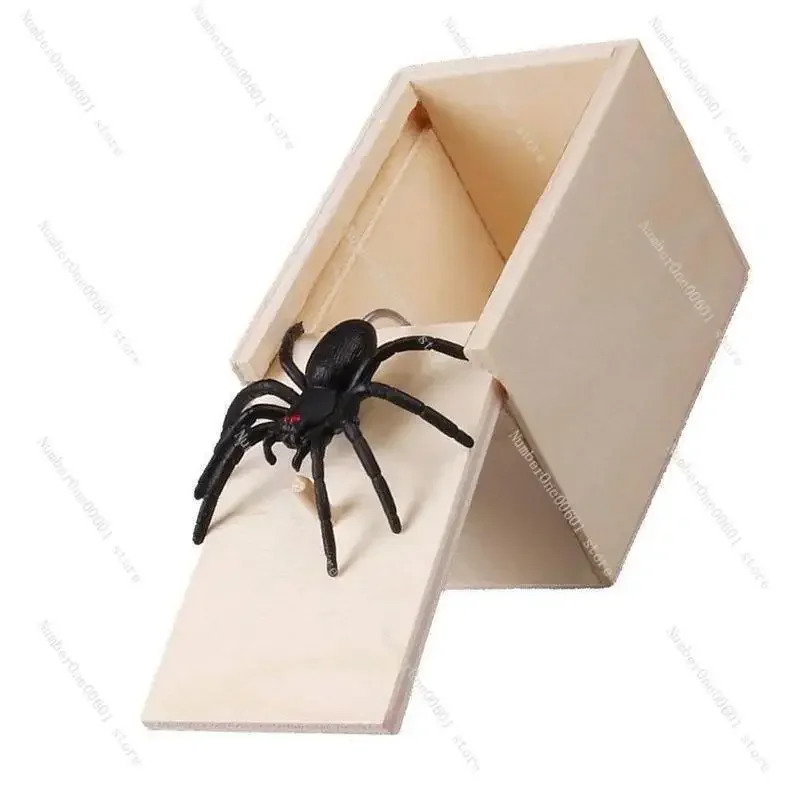 

Joke Prank Prop Small Wooden Box Halloween Prank Small Bug Box Horror Scary Prop Spider Box