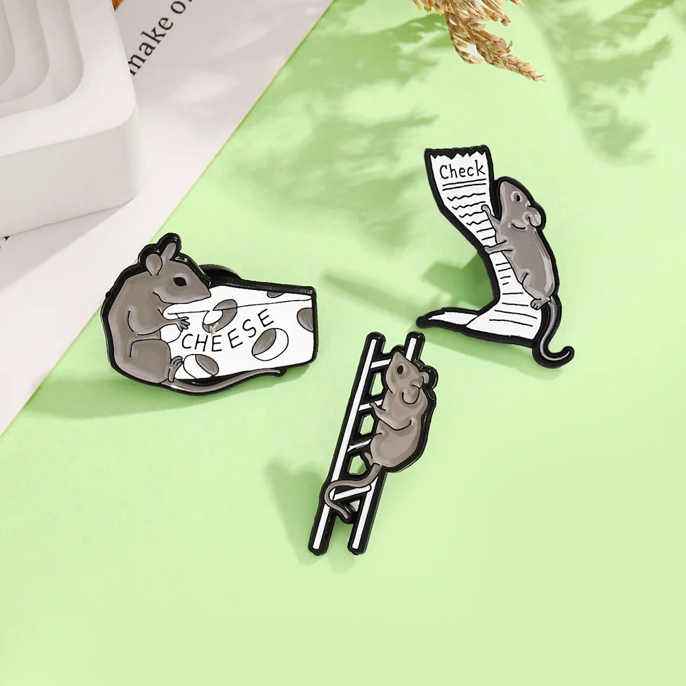 Smart and mischievous little mouse reading newspaper, climbing ladder to find food, cartoon cute animal brooch