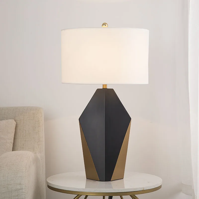 Nordic Bedroom Bedside Lamp Postmodern Polygonal Metal Creative Simple Modern Living Room Study Decorative Table Lamp image 2