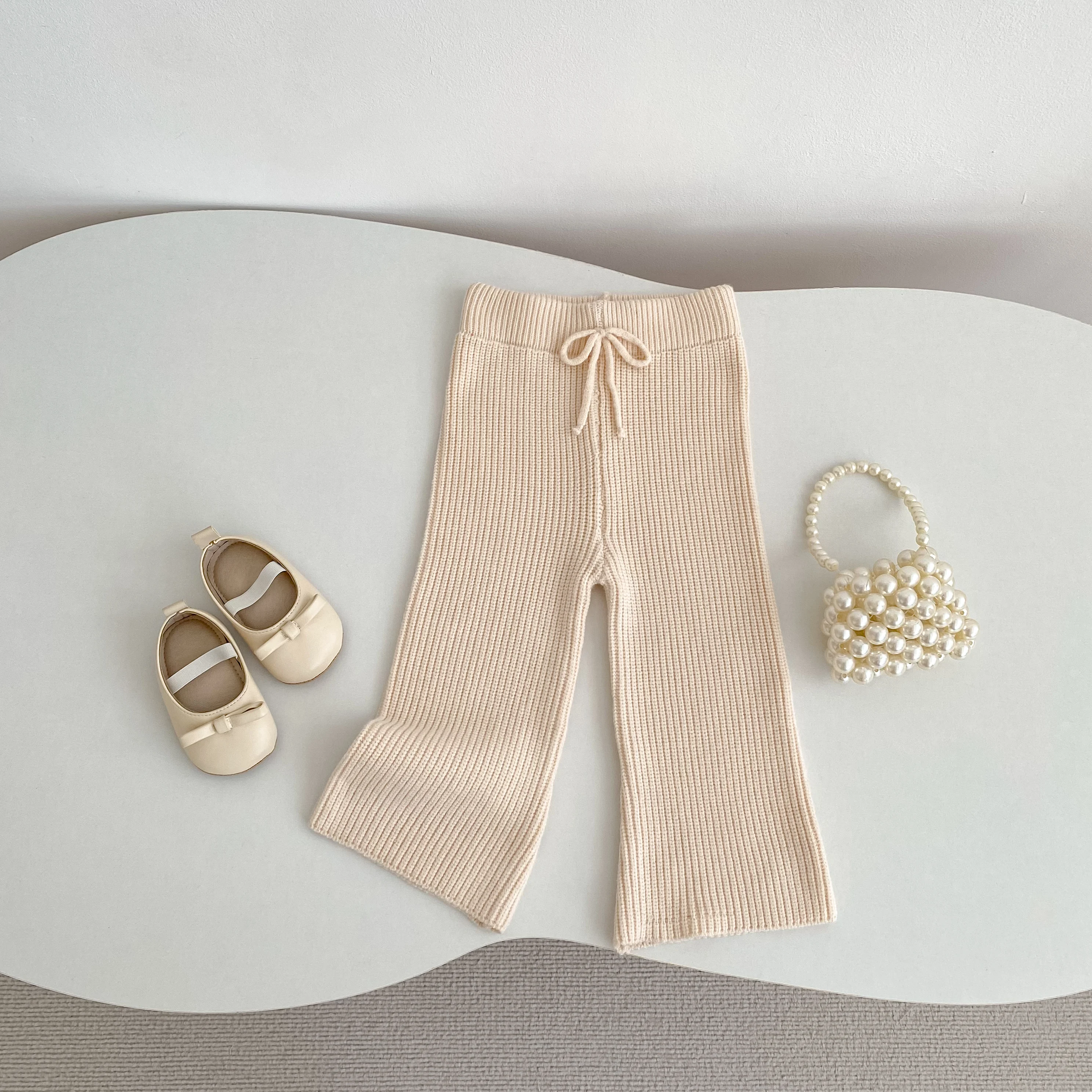 

New autumn and winter baby clothing for 0-3 years old, fashionable baby knitted pants, apricot casual pants