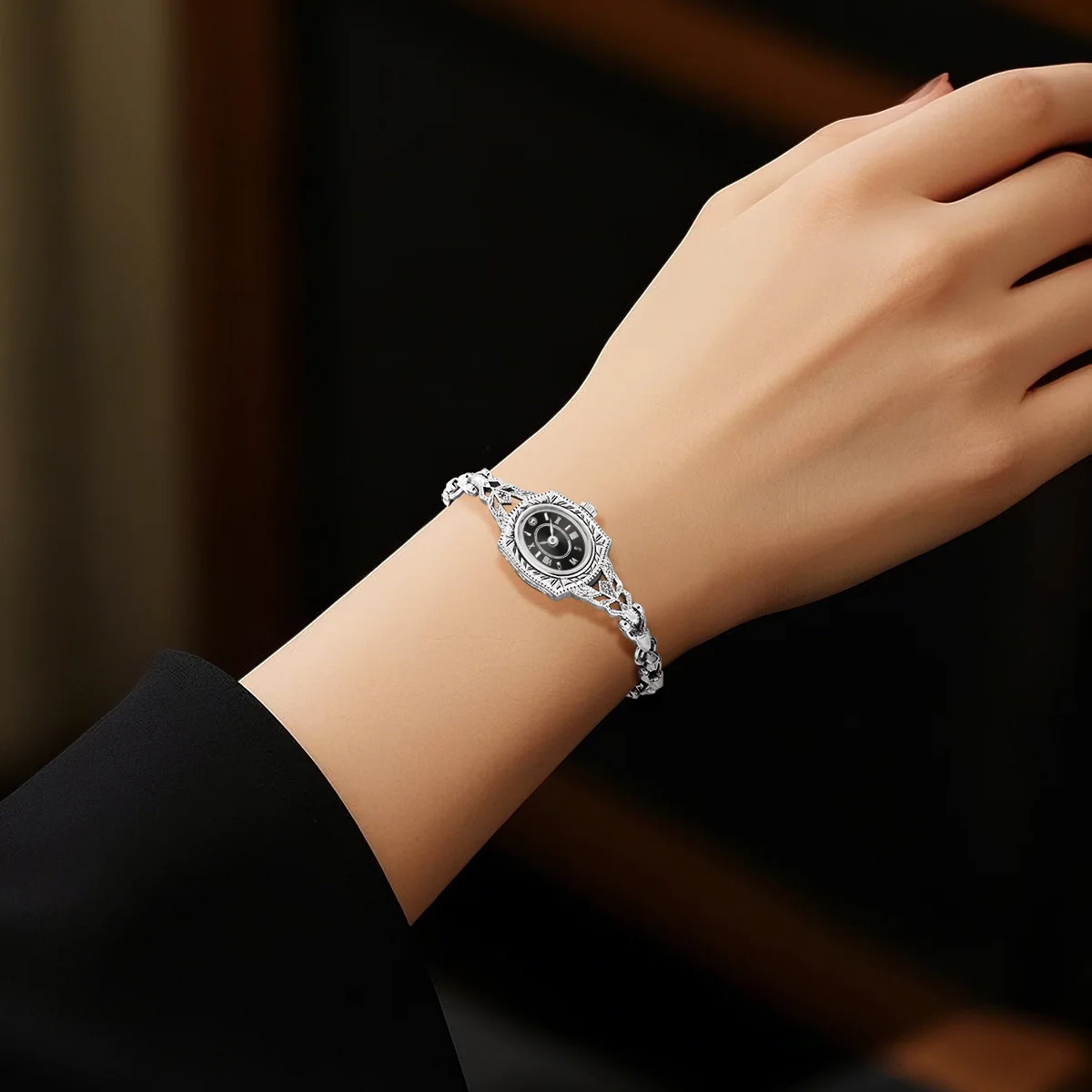 Squisito orologio al quarzo da donna natalizio limitato in ottone vintage con diamanti