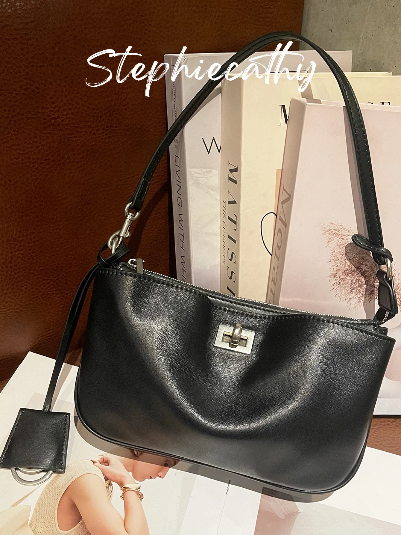 

SC брендовая модная женская повседневная сумка из натуральной кожи с поворотным замком, регулируемый ремень, сумка через плечо, дорожный кошелек