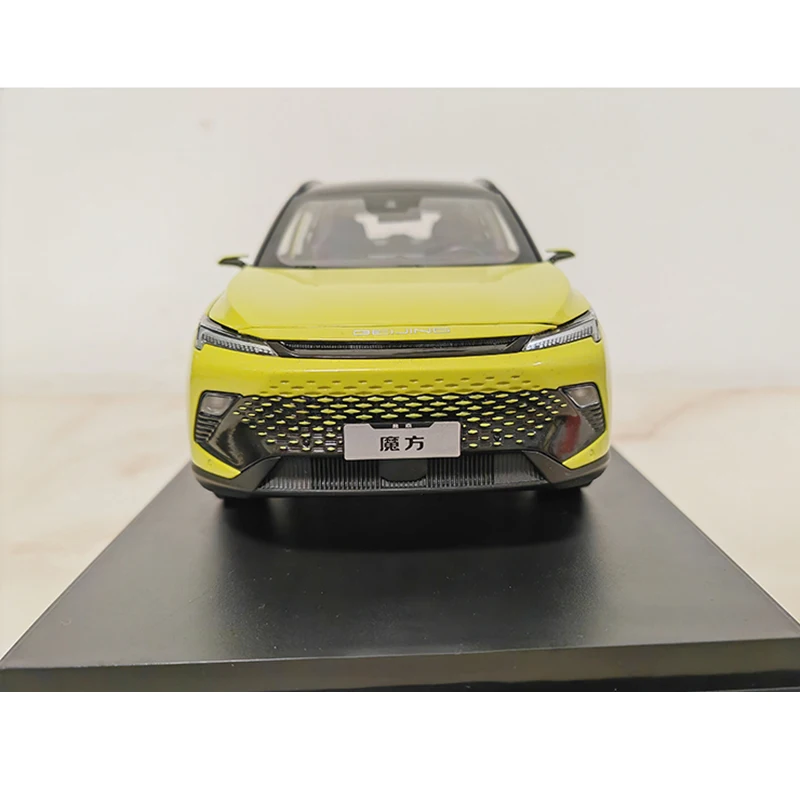 1:18 Scale BEIJING Mofang SUV Simulation Alloy Car Model Diecast Toy Collectible Display Ornaments