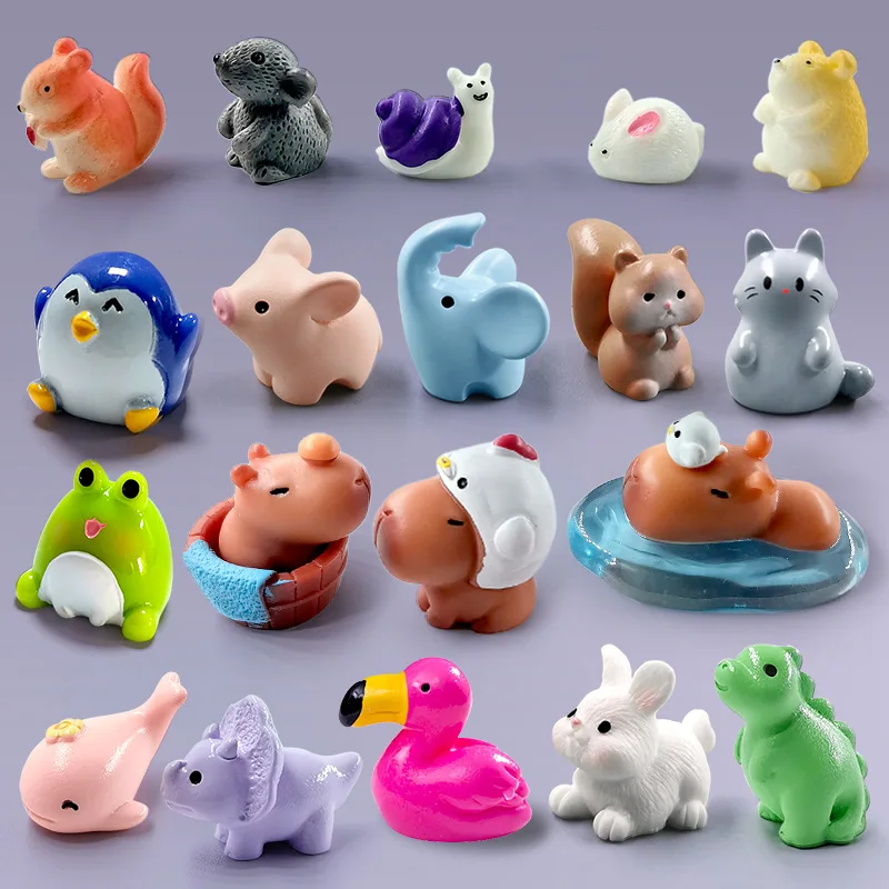 10 szt. Figurki Wielkanocne Królik Koń Dinozaury Kapibara Kaczka Lis Świnia Kot Żółw Żaba Miniaturowe Akcesoria Dekoracyjne do Bajkowego Ogrodu