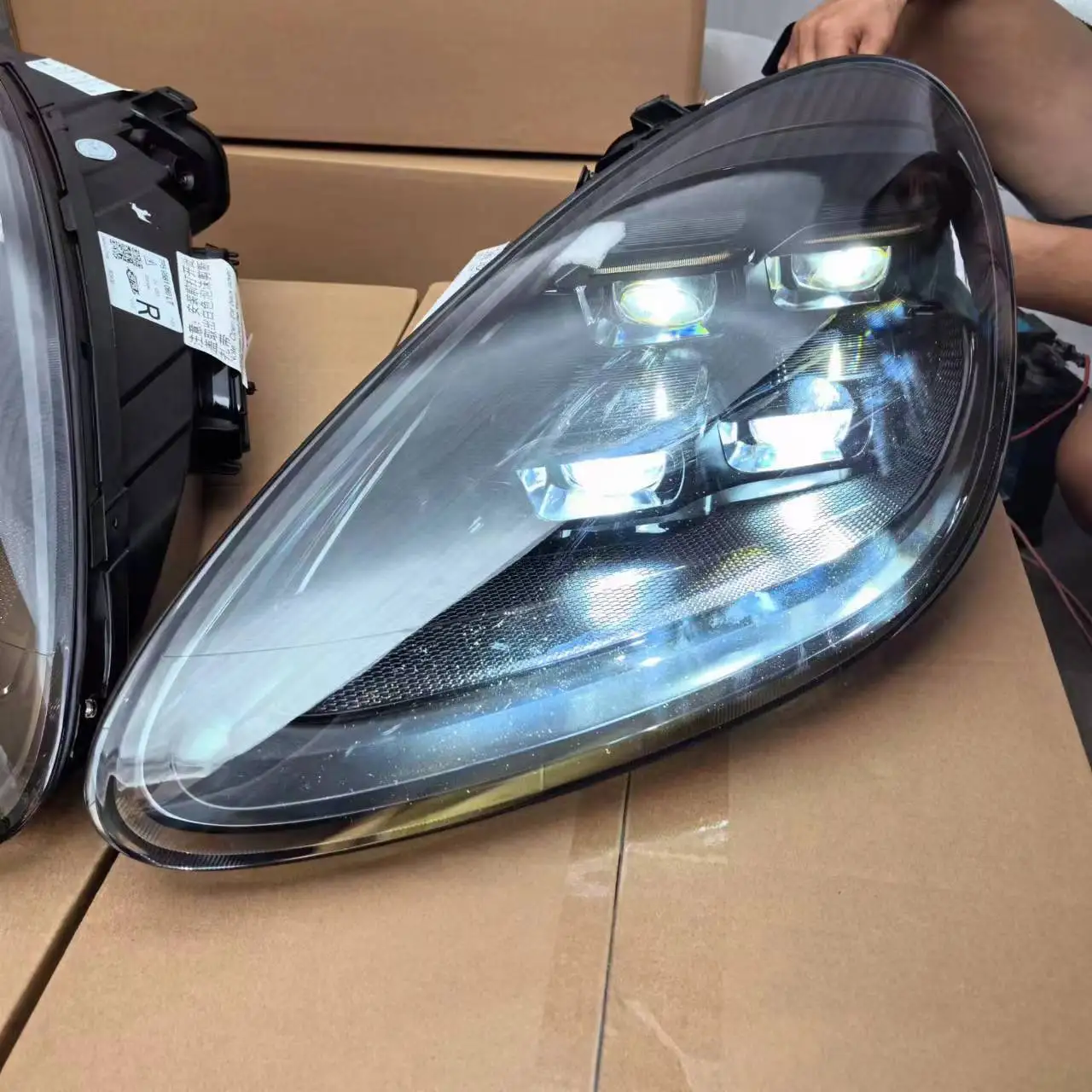 HOT SALE for porsche Cayenne Matrix Style Headlights Direct Replacement of Non-destructive Installation Led Headlights