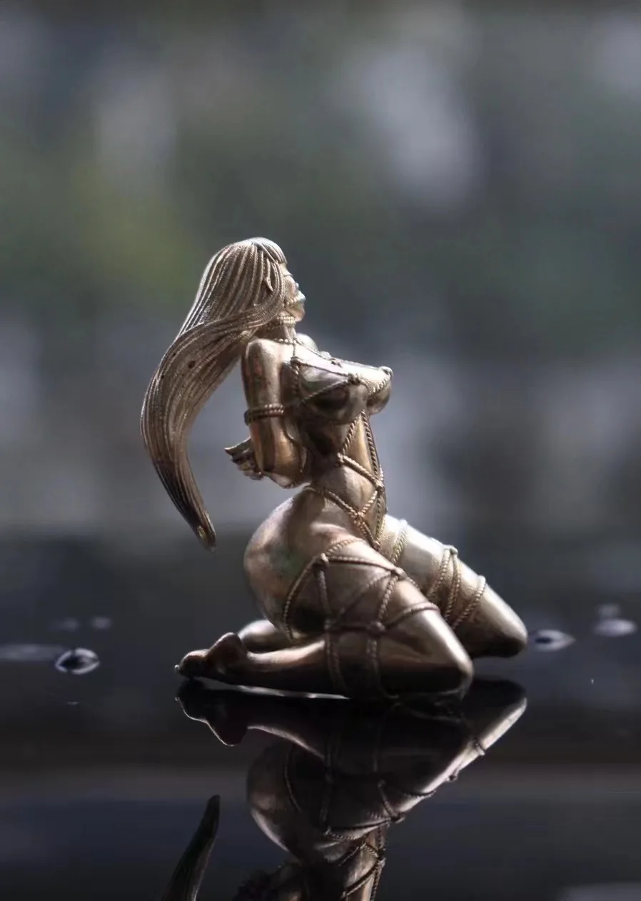 S925 the temptation of a naked silver woman to dress up a gift