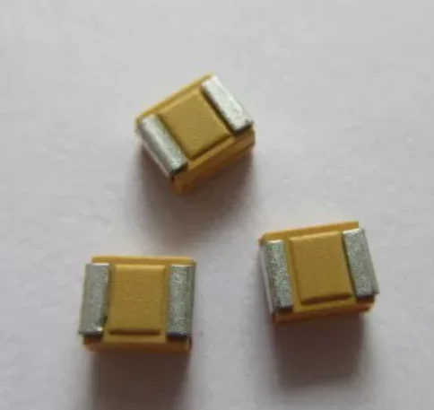 Surface mount tantalum capacitor 476A 47UF 10V B type 3528 1210 yellow with polarity 1206 volume A type yes