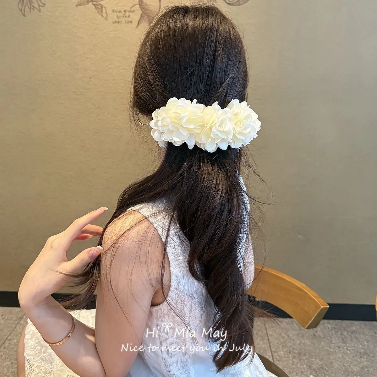 كلاين الأزرق مشبك شعر الياقوت الأزرق زهرة الموز كليب للنساء كبير المخملية Scrunchies إكسسوارات الشعر الأنيقة للشعر الكثيف