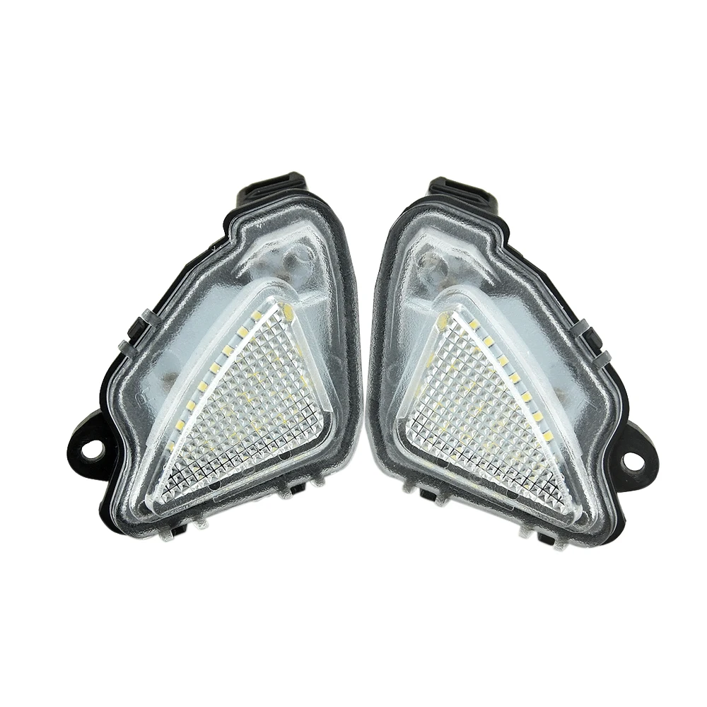 

LED License Plate Light Number Plate Lamp For Fit Skoda Karoq 2017- all models with downlights in the mirrors