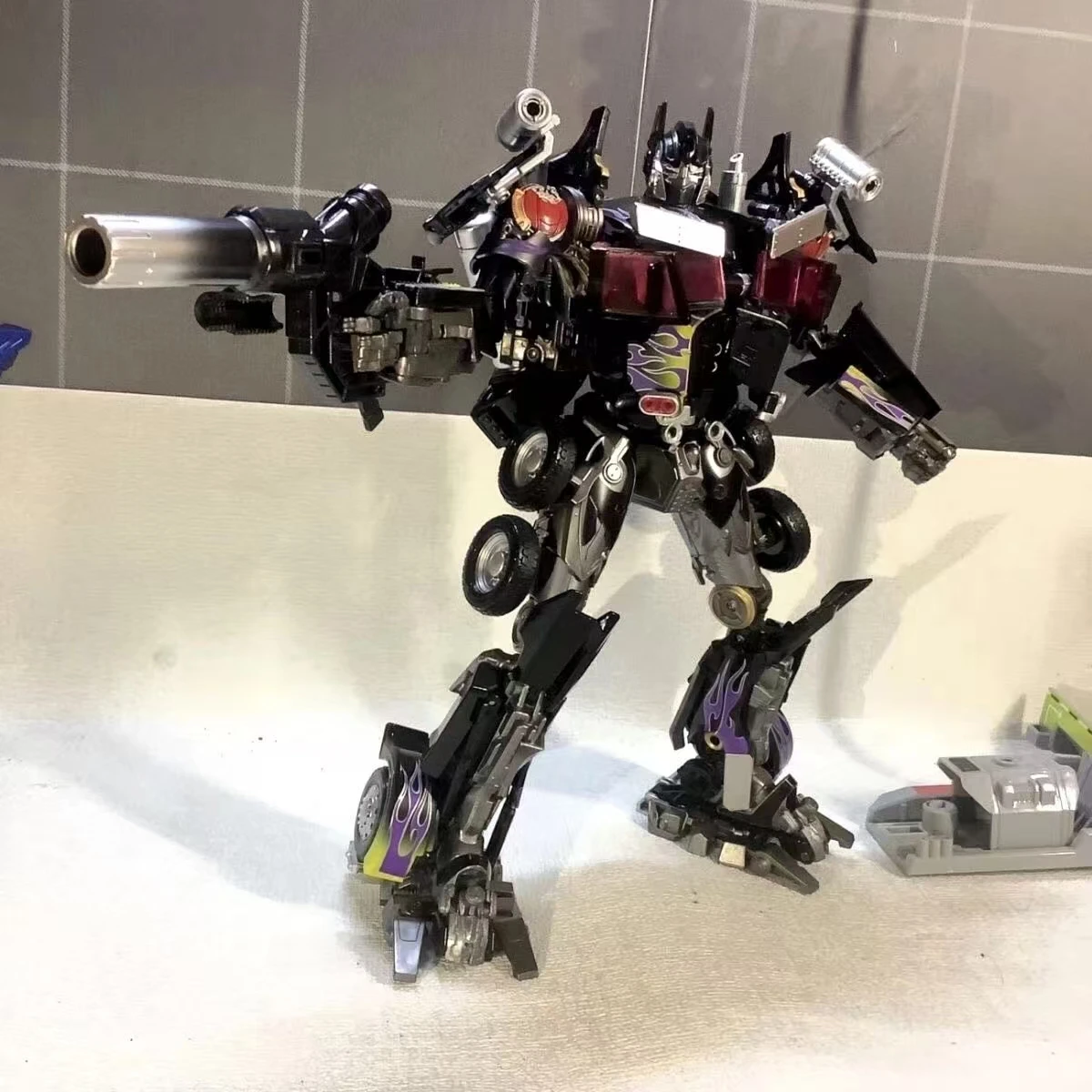 Transformation Toys XP17 Dark OP Large Size Enlarge 34cm Deformable Robot Model Action Figures Movable Dolls Boy Gift Collection